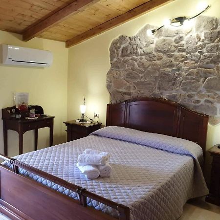 Estia Bed and Breakfast Scano Montiferro Eksteriør billede