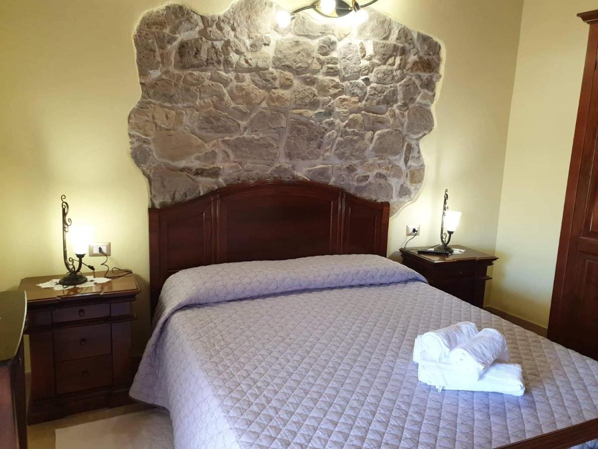 Estia Bed and Breakfast Scano Montiferro Eksteriør billede