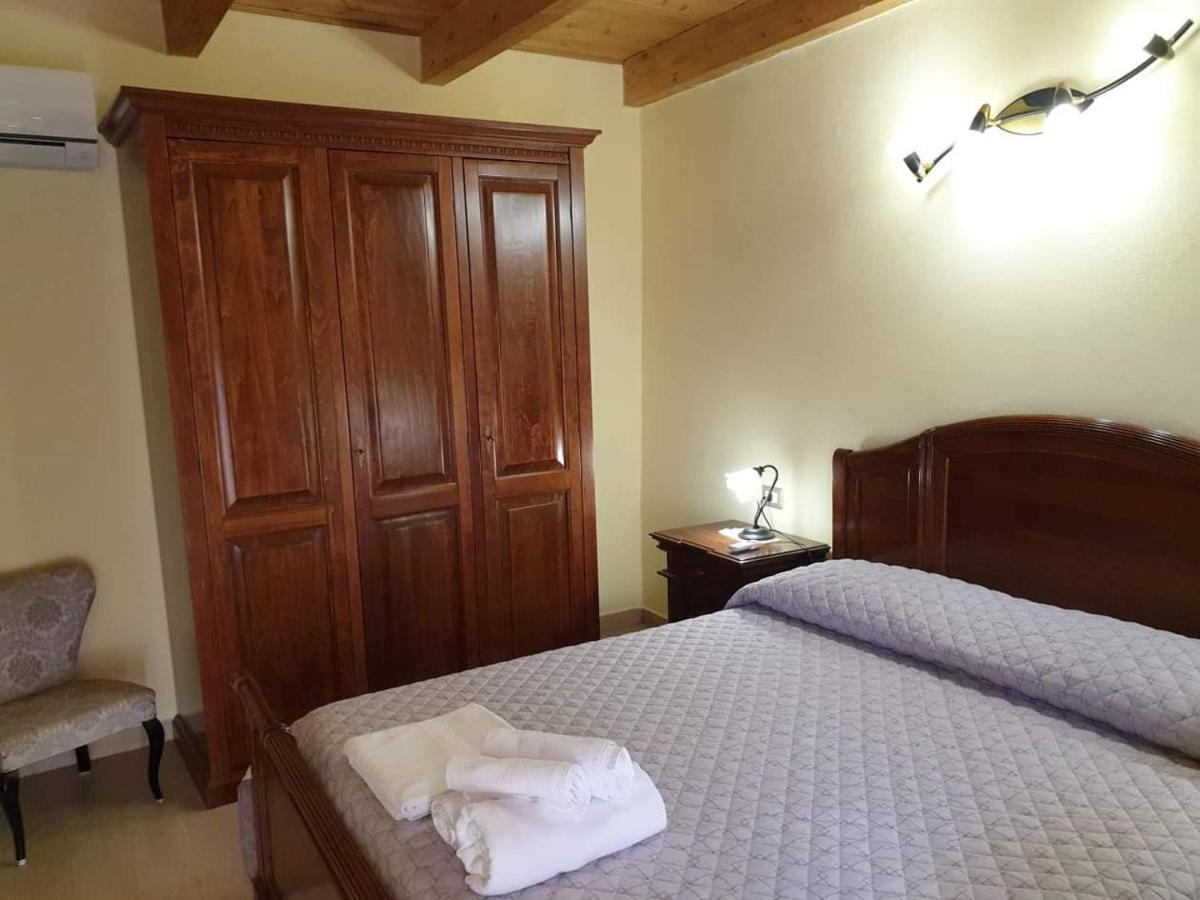 Estia Bed and Breakfast Scano Montiferro Eksteriør billede