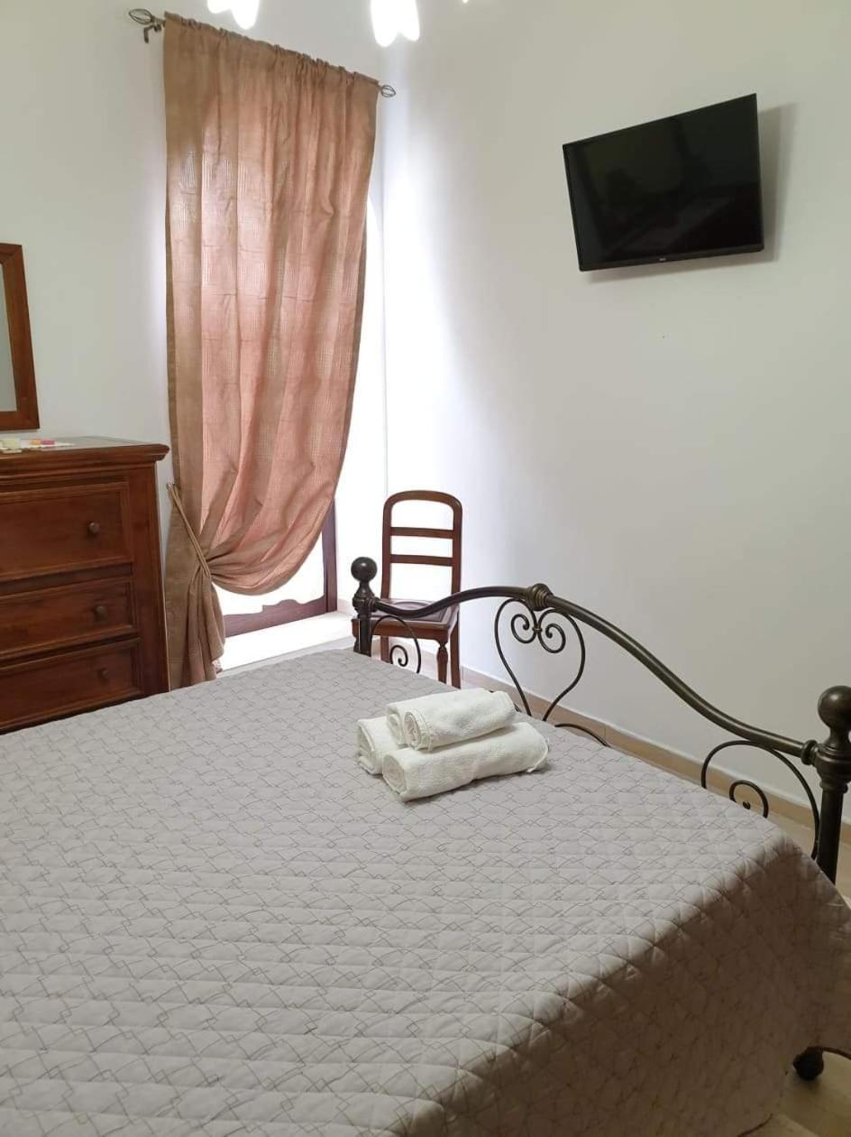 Estia Bed and Breakfast Scano Montiferro Værelse billede